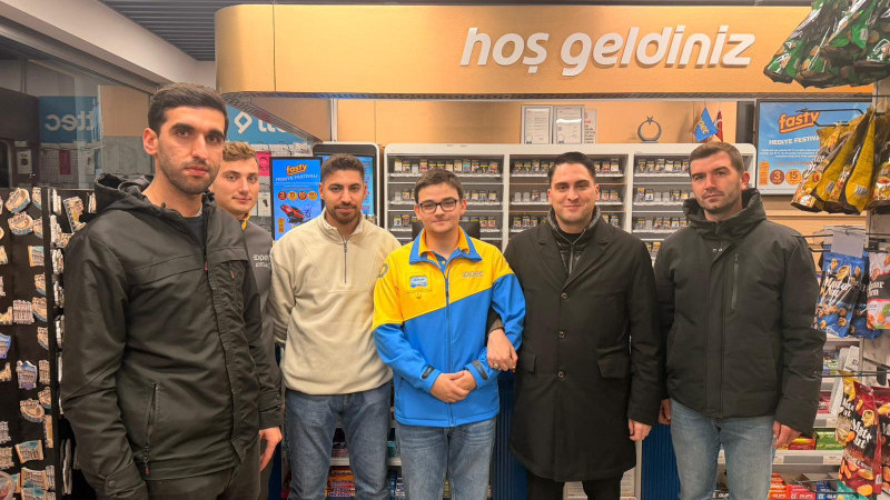 Ülkü Ocakları İzmir Başkanı Kılıç, Selçuk’ta tehdit edilen emekçiyi ziyaret etti