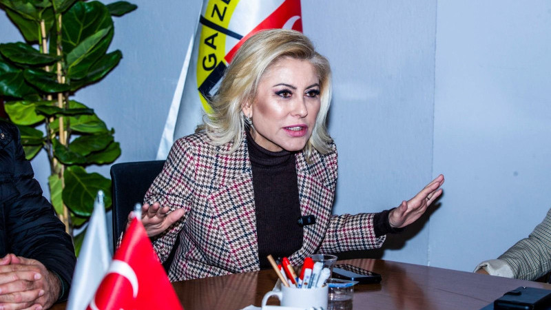AK Partili Bursalı’dan Başkan Tugay’a salvo: “İzmir’in sorunları merkezi idareye yüklenemez”