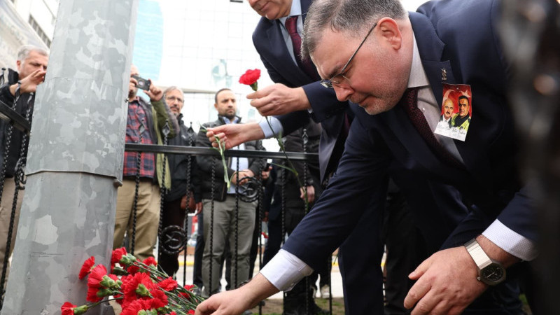 Şehit Fethi Sekin ve Musa Can, İzmir'de düzenlenen törenle anıldı