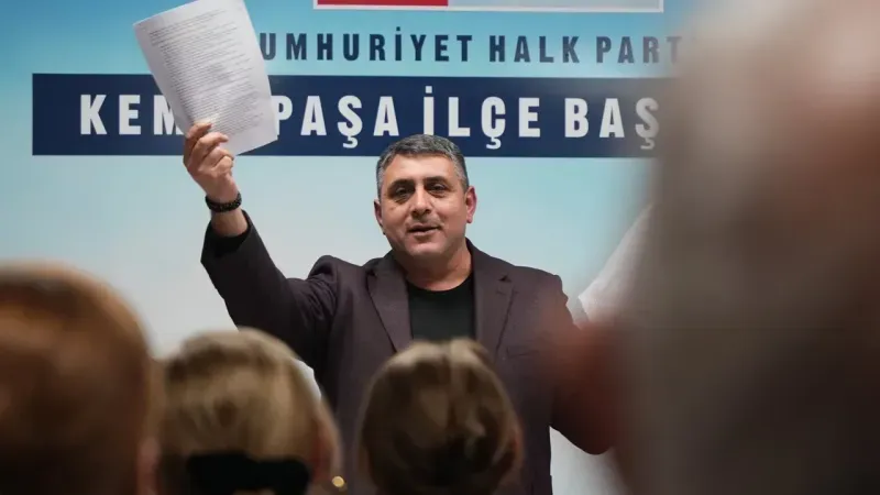 Kemalpaşa’da “bankamatikçi” iddialarına CHP’li Yılmaz’dan belgeli yanıt