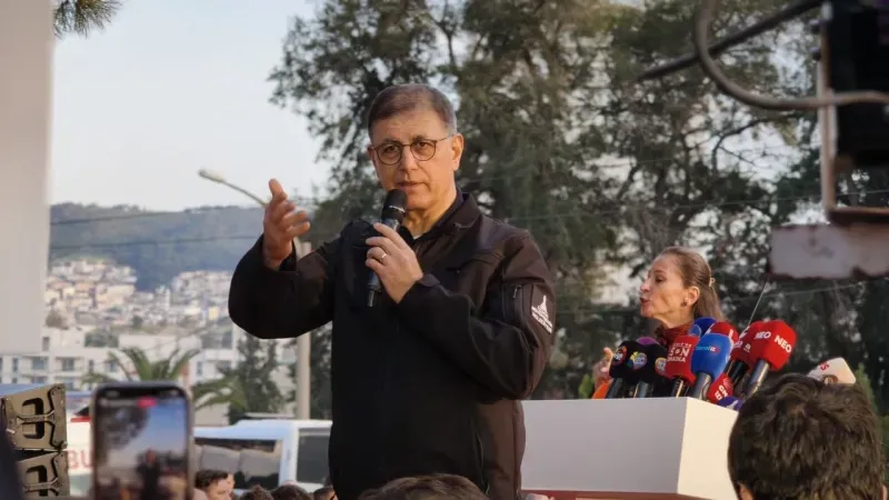 Tugay’dan Meslek Fabrikası açıklaması: “İzmir’i yenemeyeceksiniz”