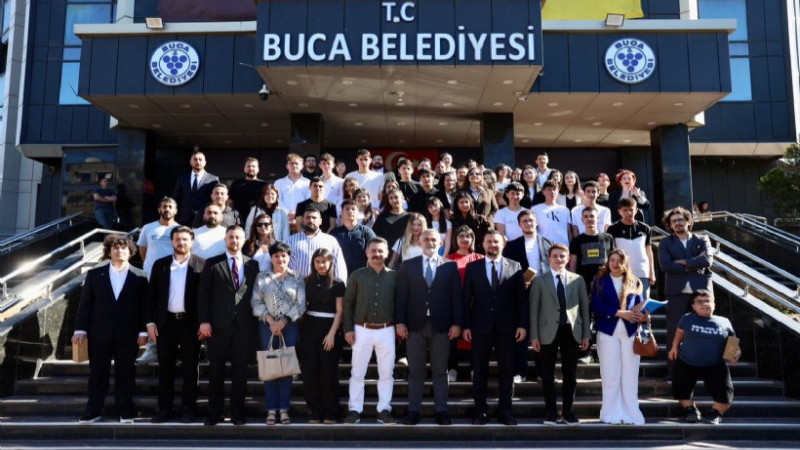 Buca’da “Gençlik Gelecektir Meclisi” Düzenlendi
