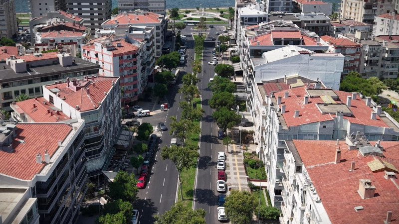 Karşıyaka’da Girne Bulvarı yenileme çalışmaları tamamlandı
