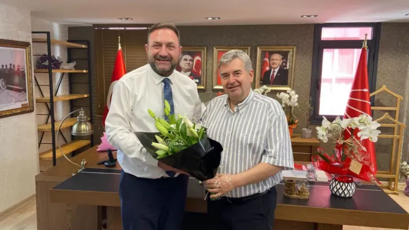 CHP İzmir İl Başkanı Gümrükçü'ye tebrik ziyaretleri sürüyor