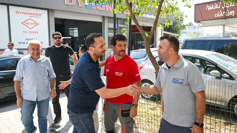 Bornova Belediye Başkanı Ömer Eşki, 3. Sanayi Sitesi Esnafıyla Buluştu